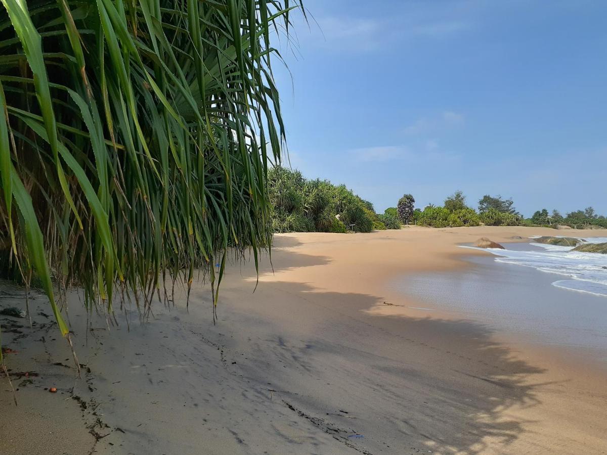 Hotel Beach Paradise Matara Exterior foto